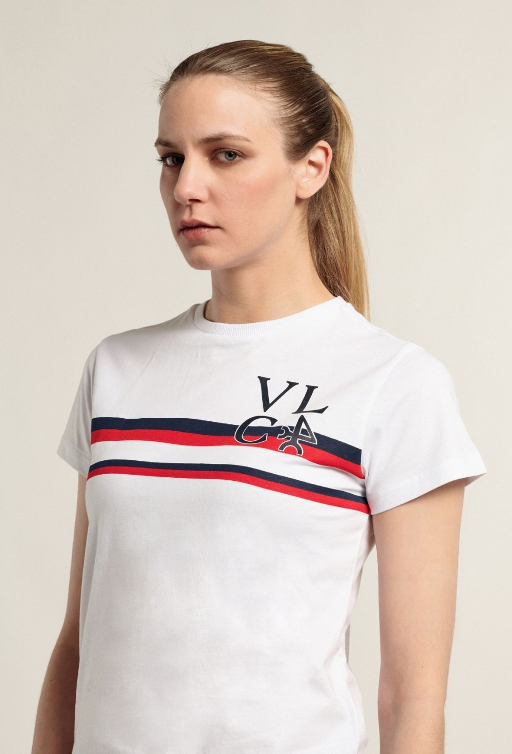 Camiseta blanca modelo bandera - 20.93