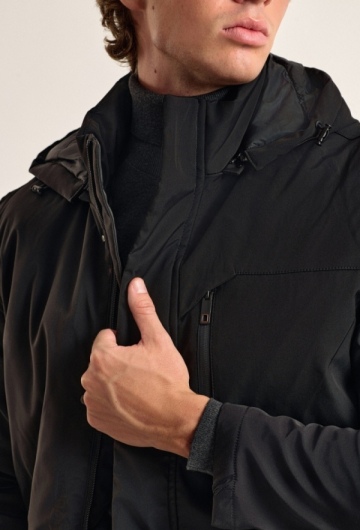 Abrigo negro modelo Munich