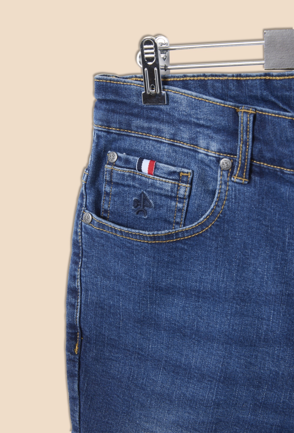 BERMUDA H JEANS - 38.43