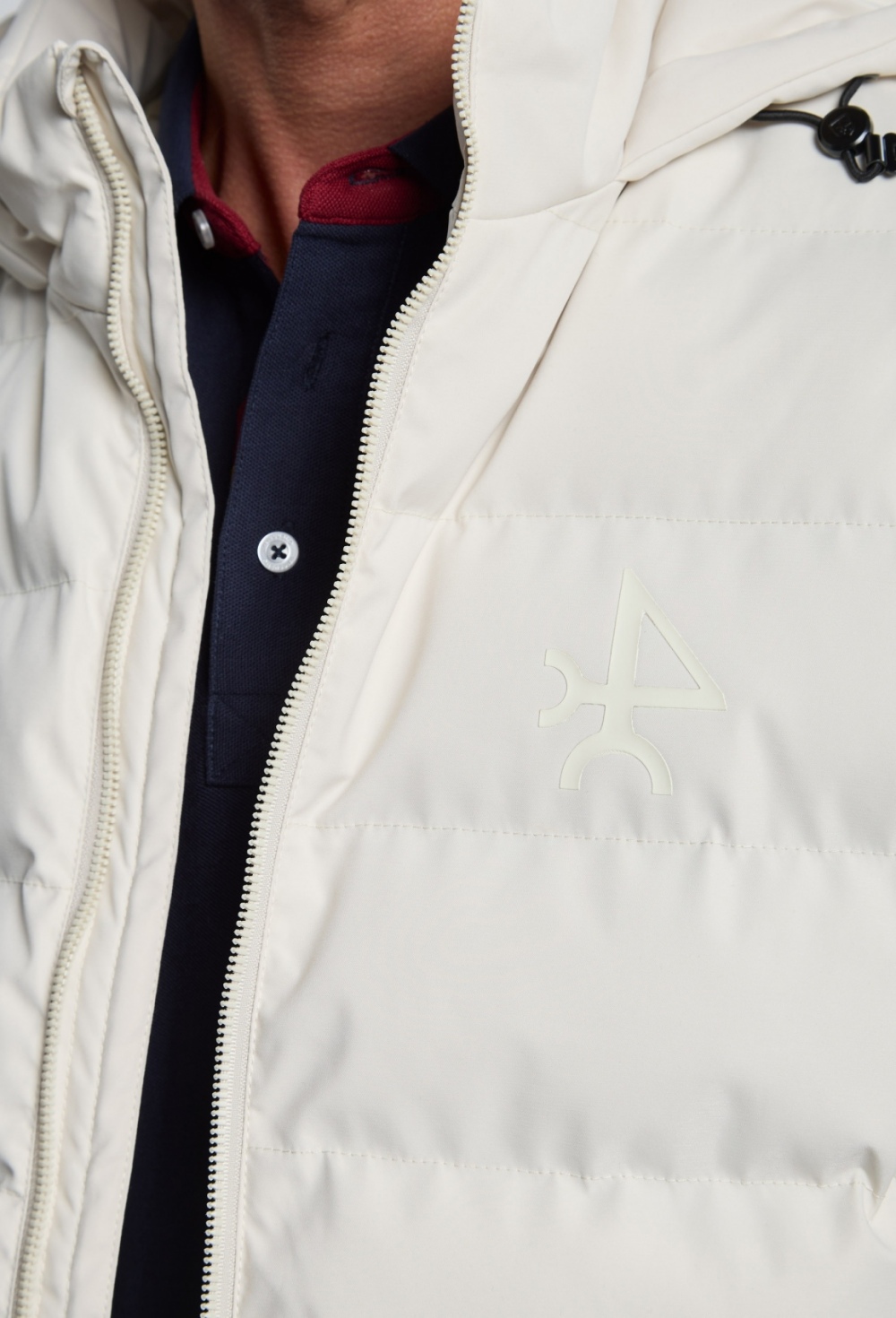 Chaqueta acolchada emboss blanco roto