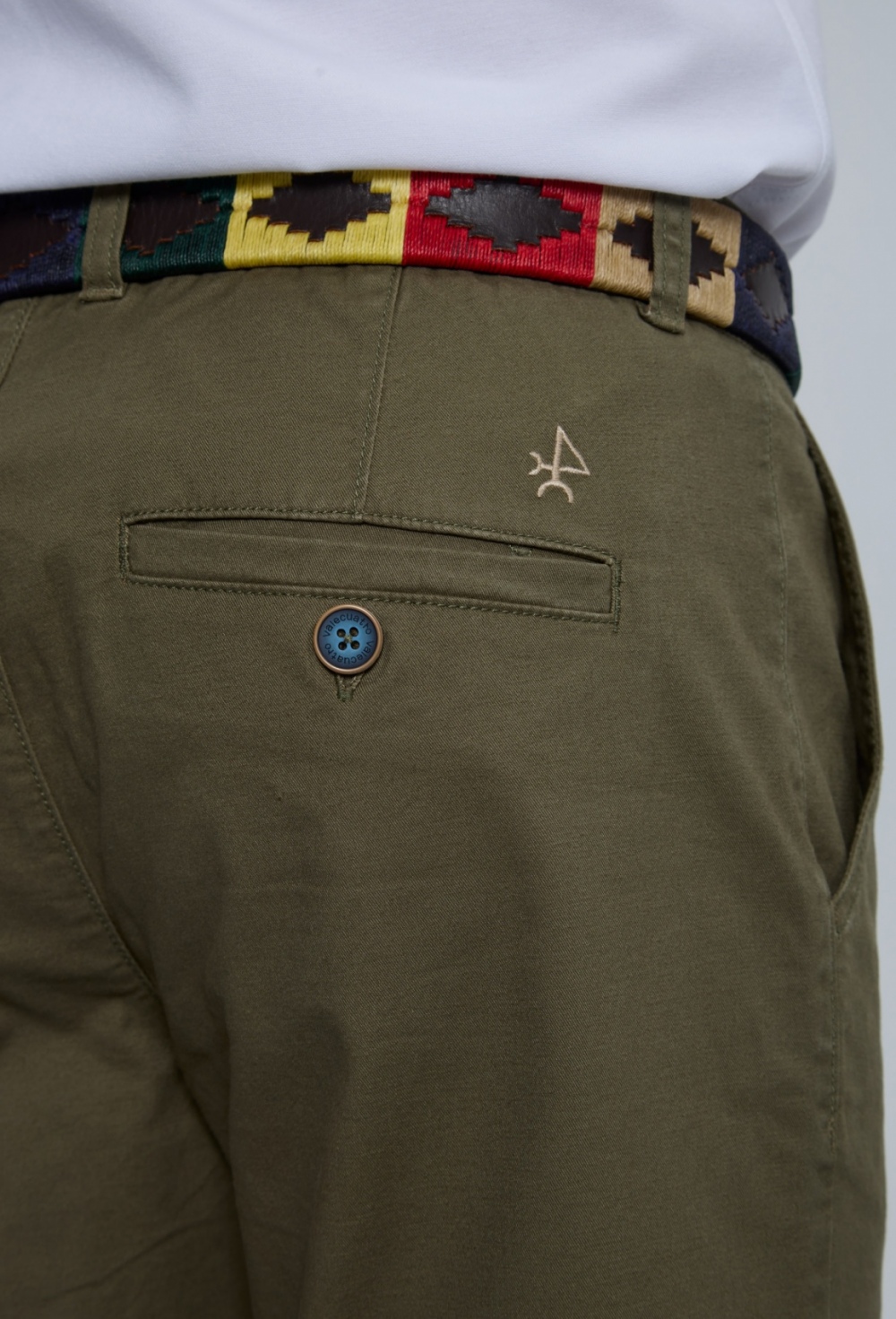 pantalones - Pantalón chino clásico kaki