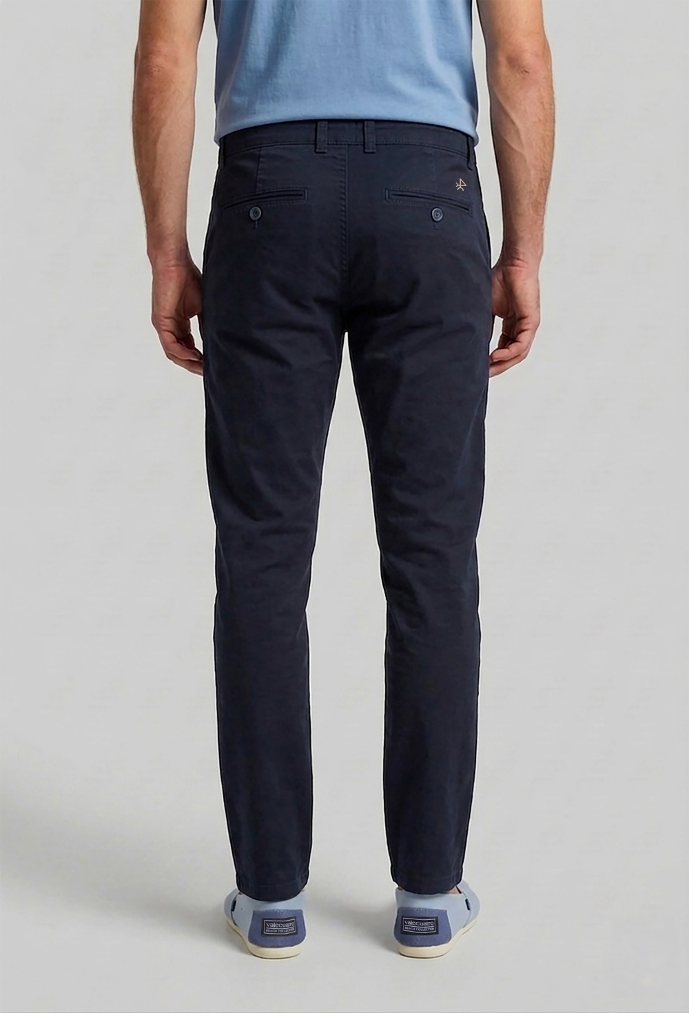 PANTALÓN H CHINO - 45.43