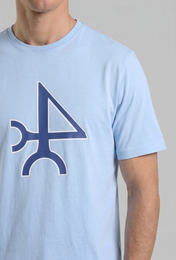 Camiseta logo color celeste