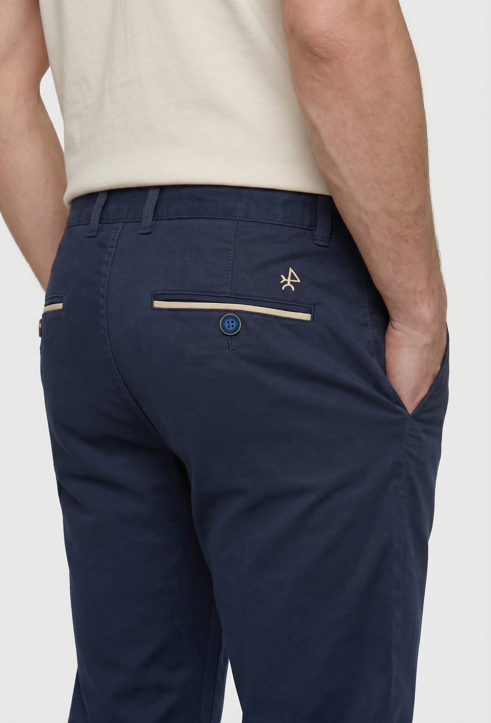 Pantalón chino clásico azul marino - 64.9