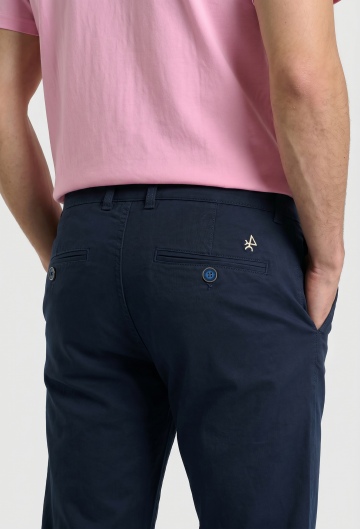 PANTALÓN H CHINO